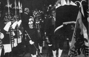 Die Trabantengarde beim Begräbnis von Kaiserin Zita 1989