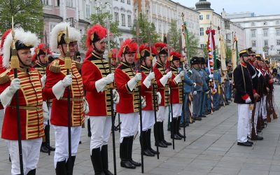 Ein historisches Bild in Linz: Die Frühjahrsparade 2026