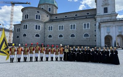 Goldfäden der Zeit: 70 Jahre Salzburger Goldhaubenfrauen